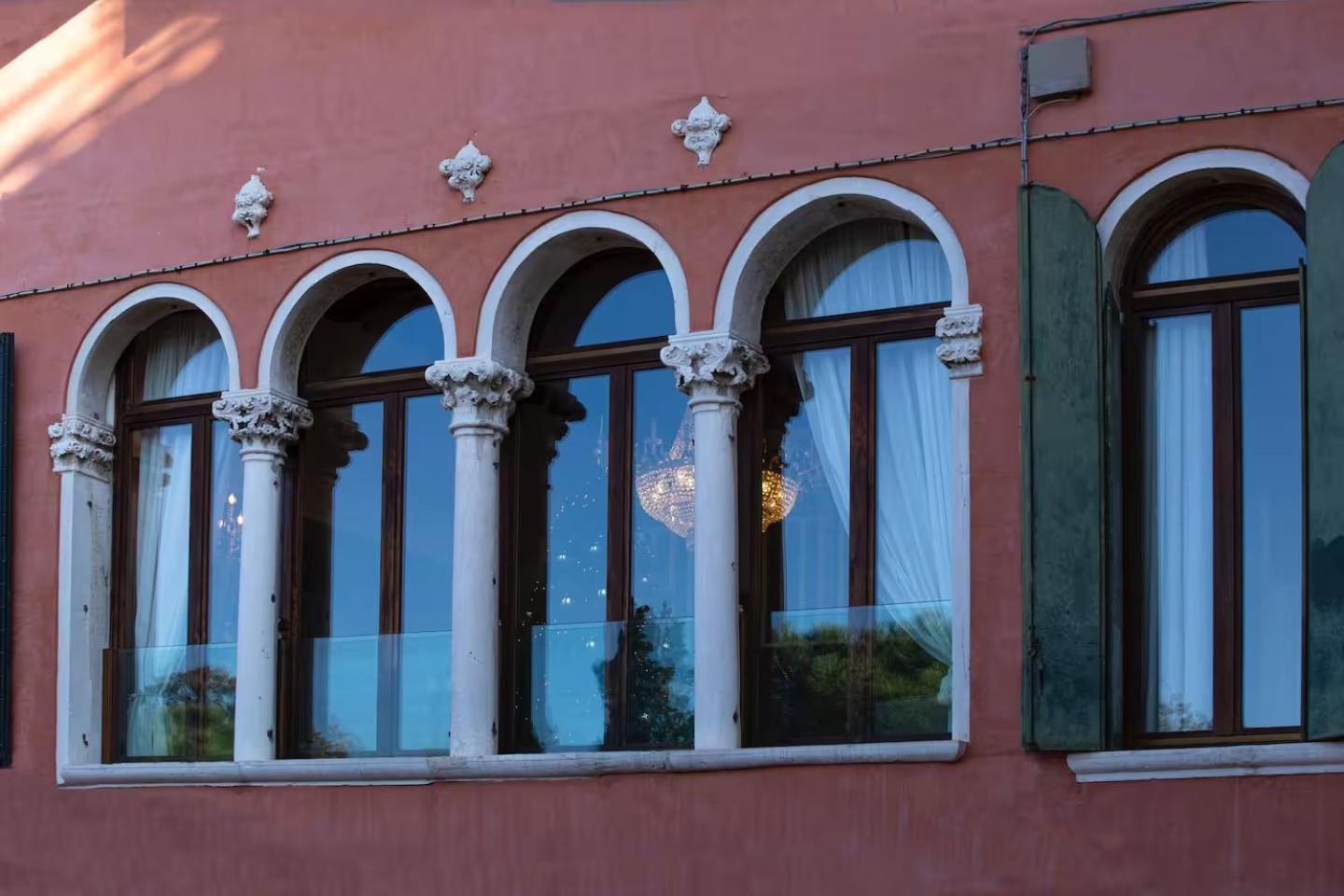Swan Dolcevita Prestige Stay - Canal View & Exclusive Experience Venice Exterior photo